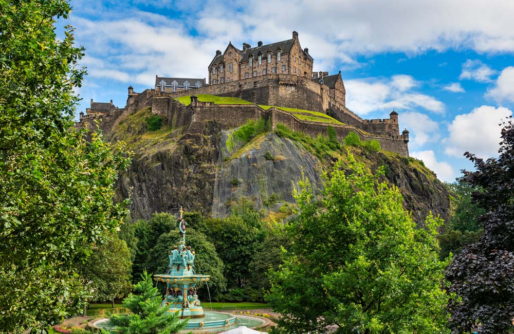 El Castillo de Edimburgo, la Fortaleza de los Monarcas Escoceces