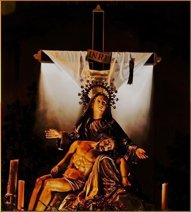 Cofradía del Descendimiento de la Cruz en el Monte Calvario y Nuestra Amantísima Madre, María Santísima de la Piedad, Traspasada de Dolor en su Quinta Angustia