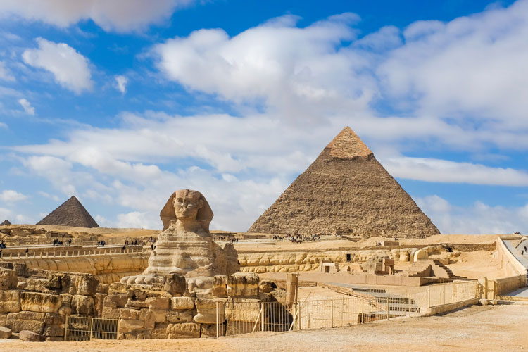 Gran-Piramide-de-Giza-una-de-las-Siete-Maravillas-del-Mundo-Antiguo Las Siete Maravillas del Mundo Antiguo