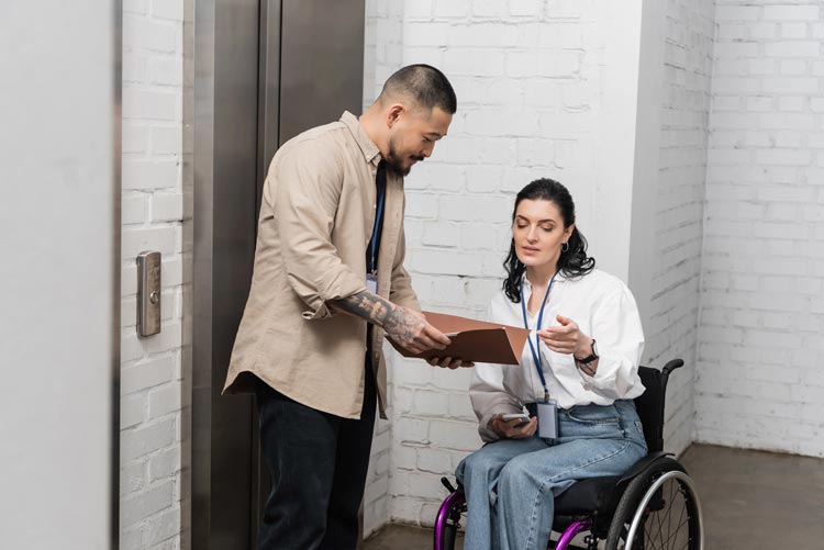 Ascensores Comunidad de Vecinos Discapacidad