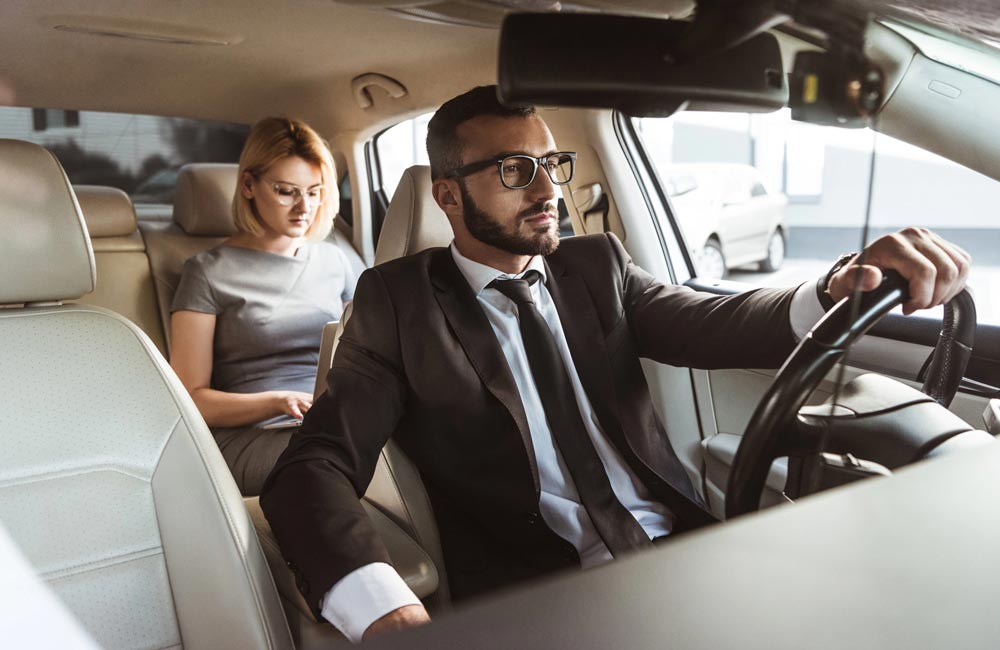 ¿Qué es un VTC y cómo funciona este servicio de transporte con chófer?