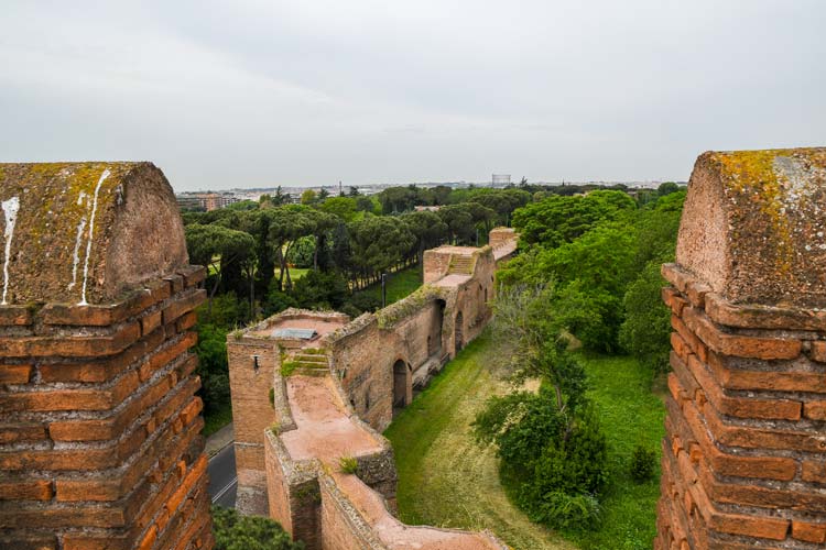 Muro de Aureliano, Antigua Roma