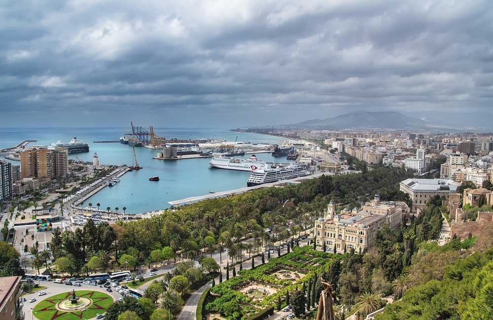 10 razones por las que escapar a Málaga un finde