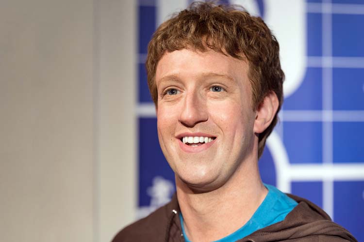 Mark Zuckerberg Historia de Facebook