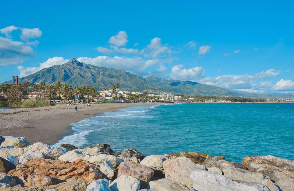 Escapada en autocaravana en Semana Santa desde Elche a Marbella