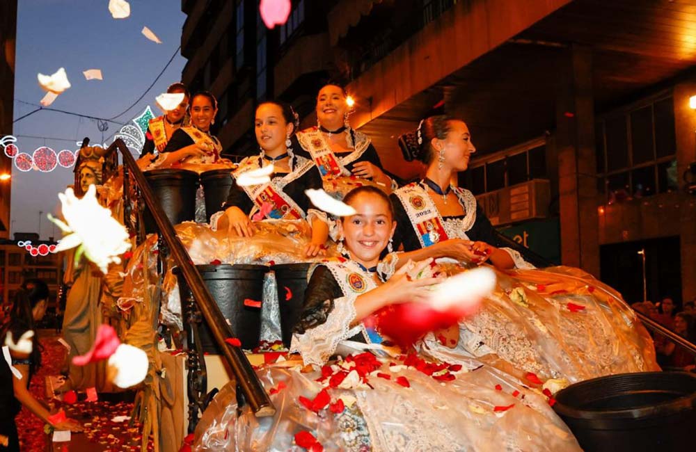 Batalla de flores Elche Fiestas Honor a la Patrona