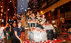 La Batalla de las Flores: Un estallido de color en las Fiestas Patronales de Elche