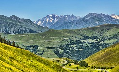 Los Pirineos: La Maravilla Natural entre Francia y España