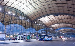 Aeropuerto Alicante-Elche Miguel Hernández: Un Enclave Vital