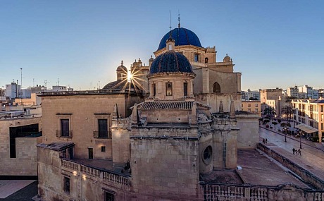 Elche: desde la antigüedad hasta nuestros días